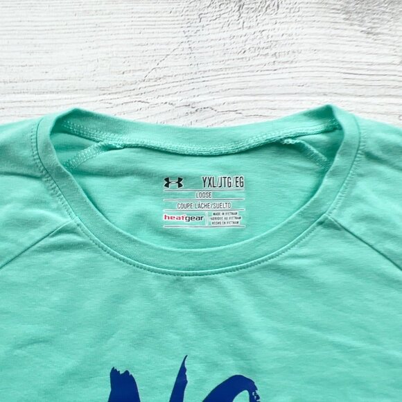 Under Armour Heat Gear Shirt - Picture 2 of 3